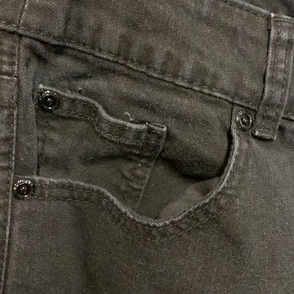 Chico’s Platinum Black Wash Mid-Rise Bootcut Jeans Size 0.5 Short (US 6) - Picture 3 of 11